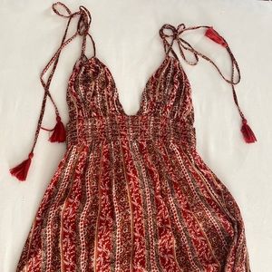 LULUS •SIZE M Red/Brick paisley print maxi dress
